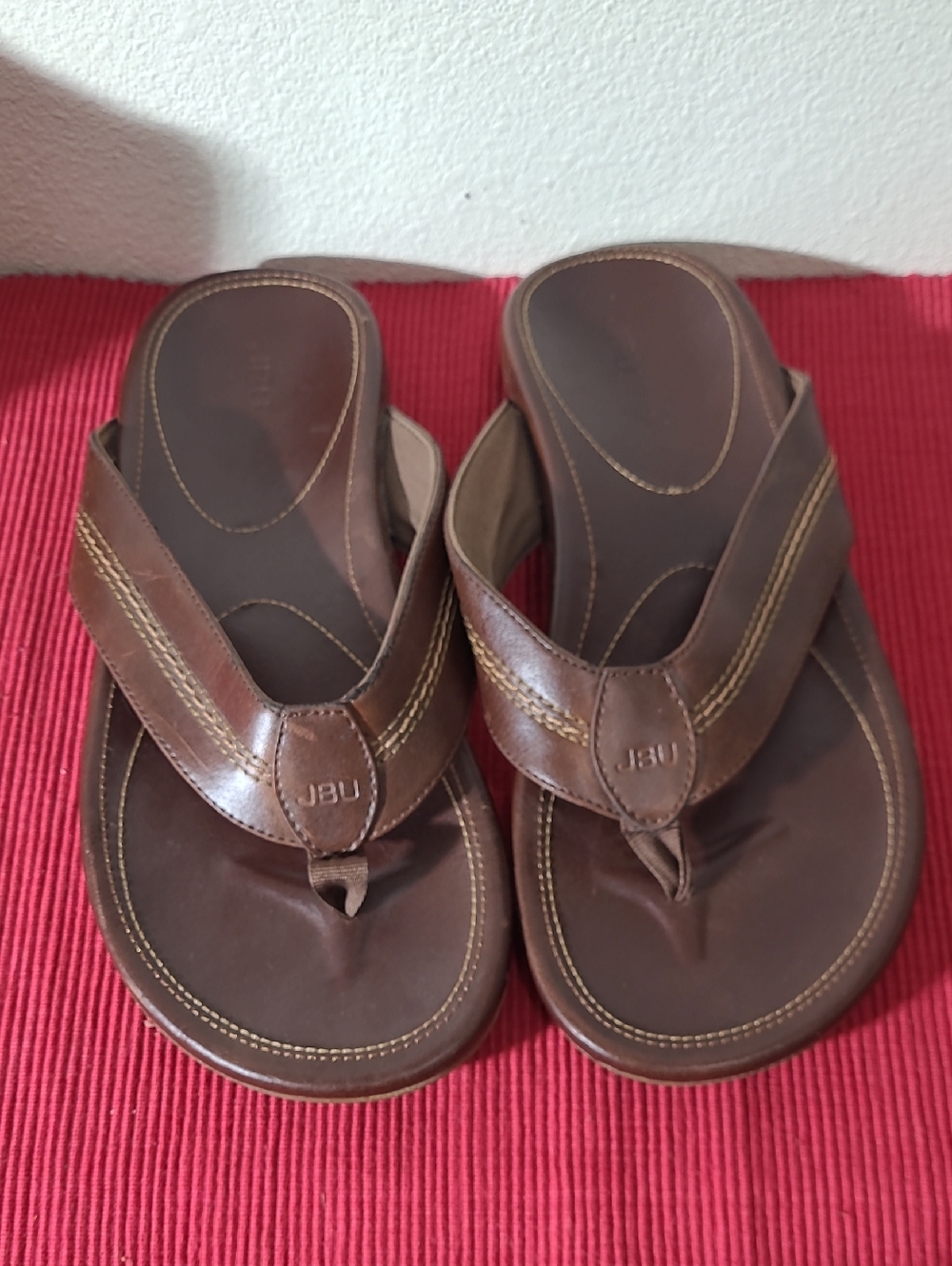 JBU Men's Brown Leather-Style Flip Flop Sandals
